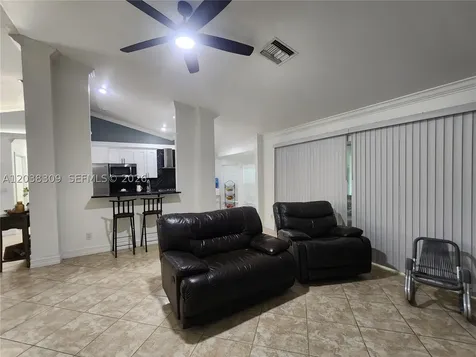 111 2nd Street SE Naples FL 34117