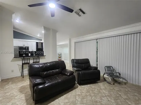 111 2nd Street SE Naples FL 34117