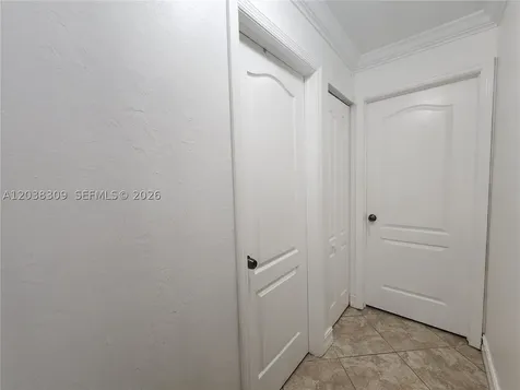 111 2nd Street SE Naples FL 34117