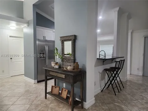 111 2nd Street SE Naples FL 34117