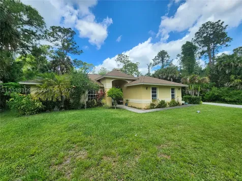 111 2nd Street SE Naples FL 34117