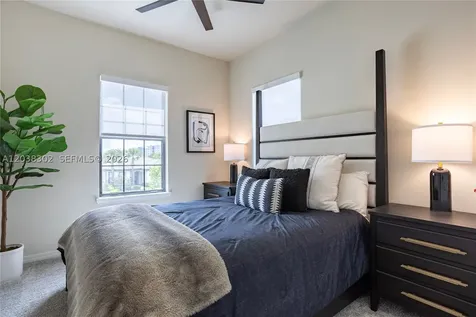 4423 Spruce Lane Oakland Park FL 33309
