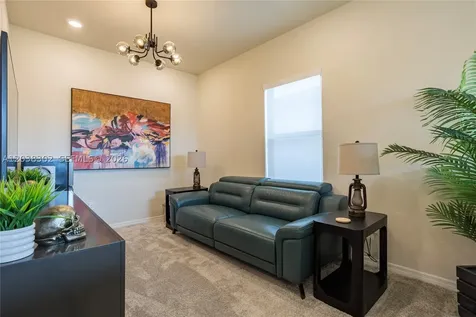 4423 Spruce Lane Oakland Park FL 33309