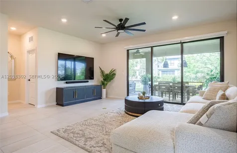 4423 Spruce Lane Oakland Park FL 33309
