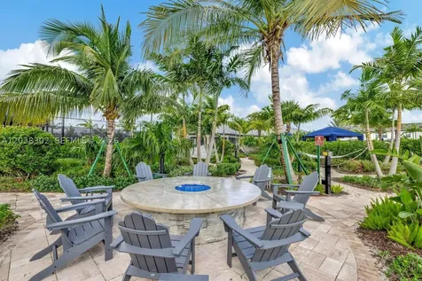 4423 Spruce Lane Oakland Park FL 33309