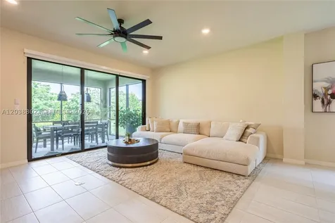 4423 Spruce Lane Oakland Park FL 33309