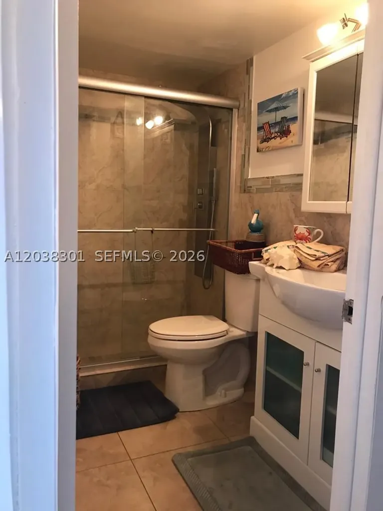 320 S Surf Road Hollywood FL 33019