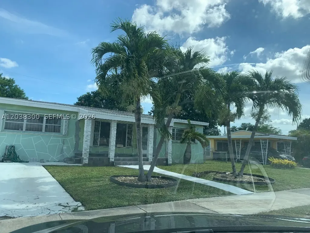 3521 NW 80th Terrace Miami FL 33147