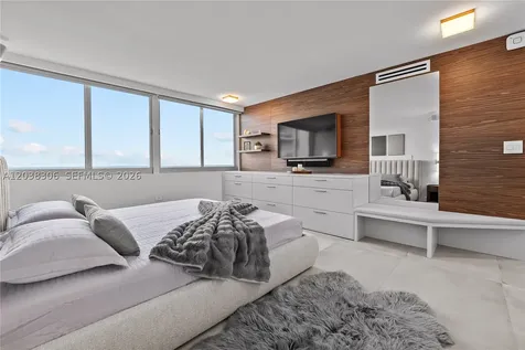 7135 Collins Avenue Miami Beach FL 33141