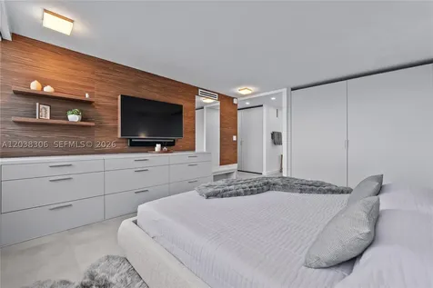 7135 Collins Avenue Miami Beach FL 33141