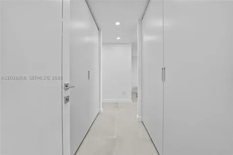 7135 Collins Avenue Miami Beach FL 33141