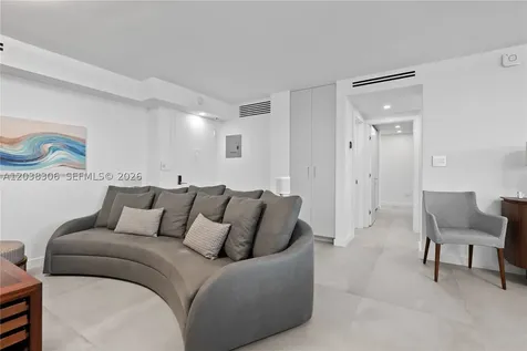 7135 Collins Avenue Miami Beach FL 33141