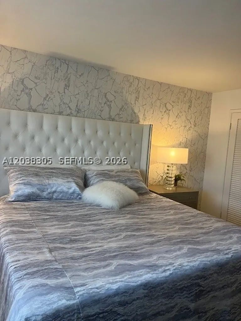 1160 Hillsboro Mile Hillsboro Beach FL 33062