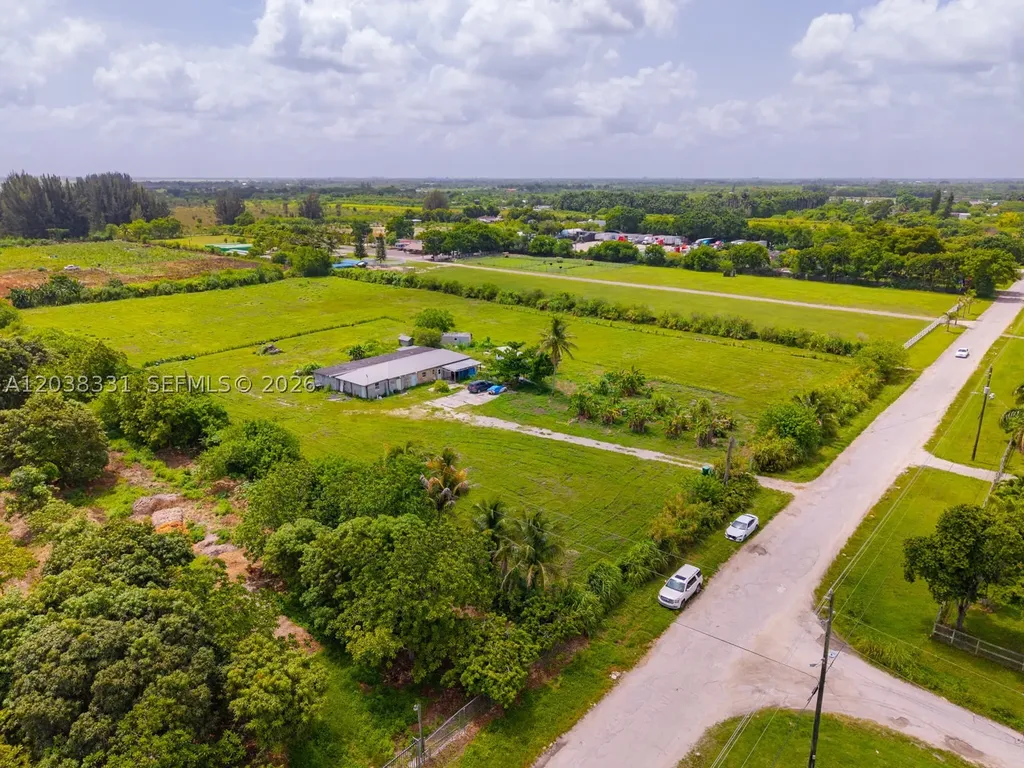 12825 SW 197 Avenue Miami FL 33196