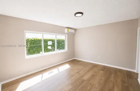 7271 Gary Avenue Miami Beach FL 33141