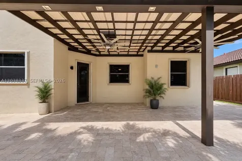 11765 SW 154th Place Miami FL 33196