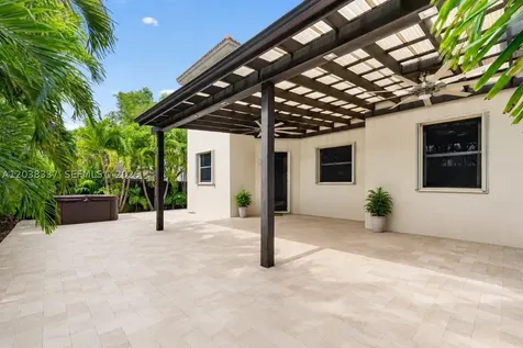 11765 SW 154th Place Miami FL 33196
