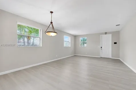 11765 SW 154th Place Miami FL 33196