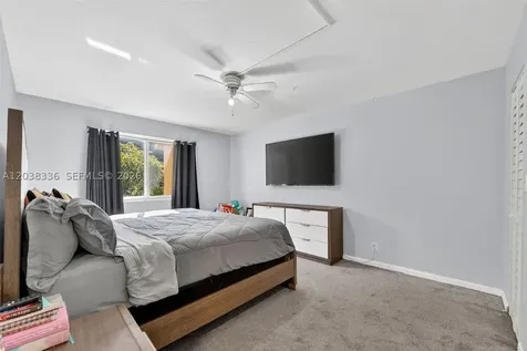 3053 N Oakland Forest Drive Oakland Park FL 33309