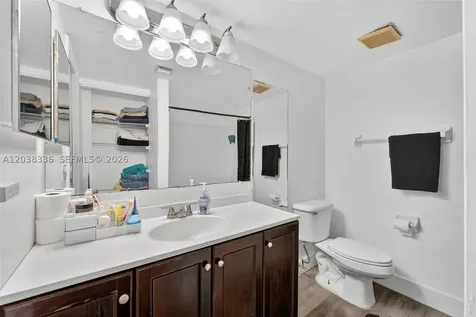 3053 N Oakland Forest Drive Oakland Park FL 33309
