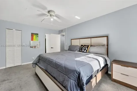 3053 N Oakland Forest Drive Oakland Park FL 33309