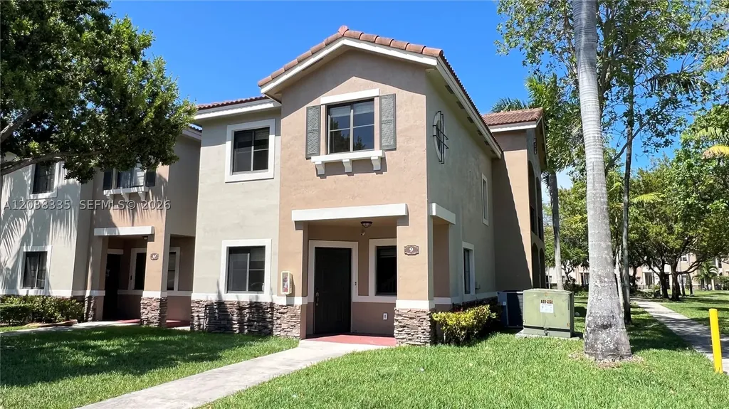 22721 SW 88th Place Cutler Bay FL 33190