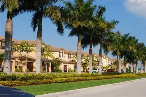 22721 SW 88th Place Cutler Bay FL 33190