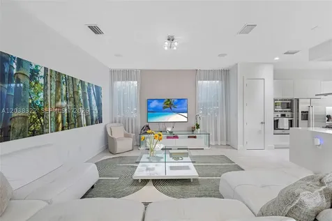 7515 NW 99th Avenue Doral FL 33178