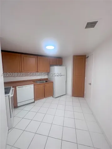 801 Brickell Bay Drive Miami FL 33131