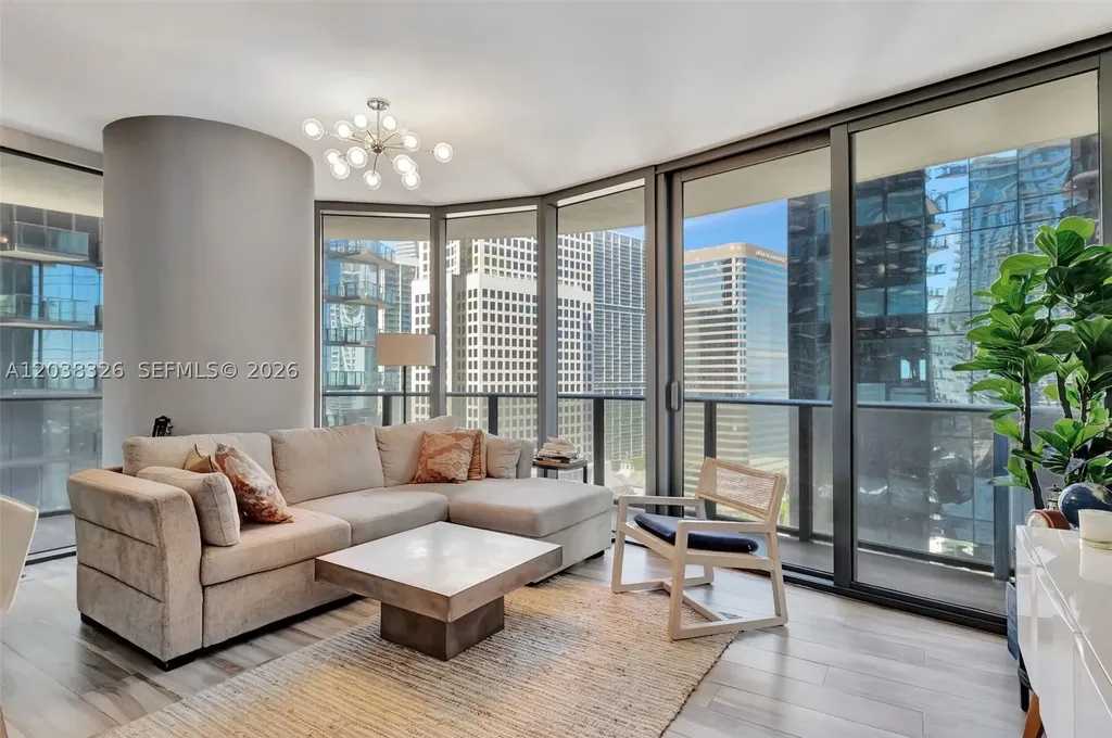 801 S Miami Avenue Miami FL 33130