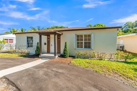 831 NE 128th Street North Miami FL 33161