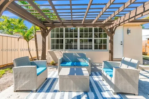 831 NE 128th Street North Miami FL 33161