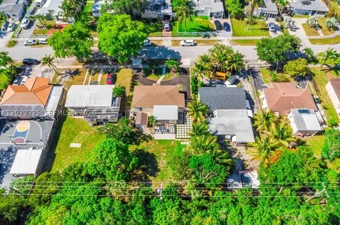 831 NE 128th Street North Miami FL 33161