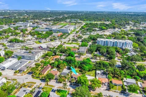 831 NE 128th Street North Miami FL 33161
