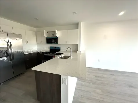 20 NE 19th Avenue Pompano Beach FL 33060