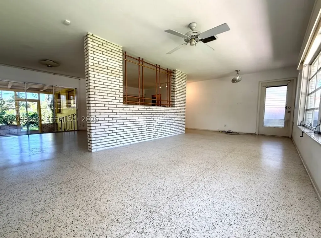 1235 Jefferson Street Hollywood FL 33019