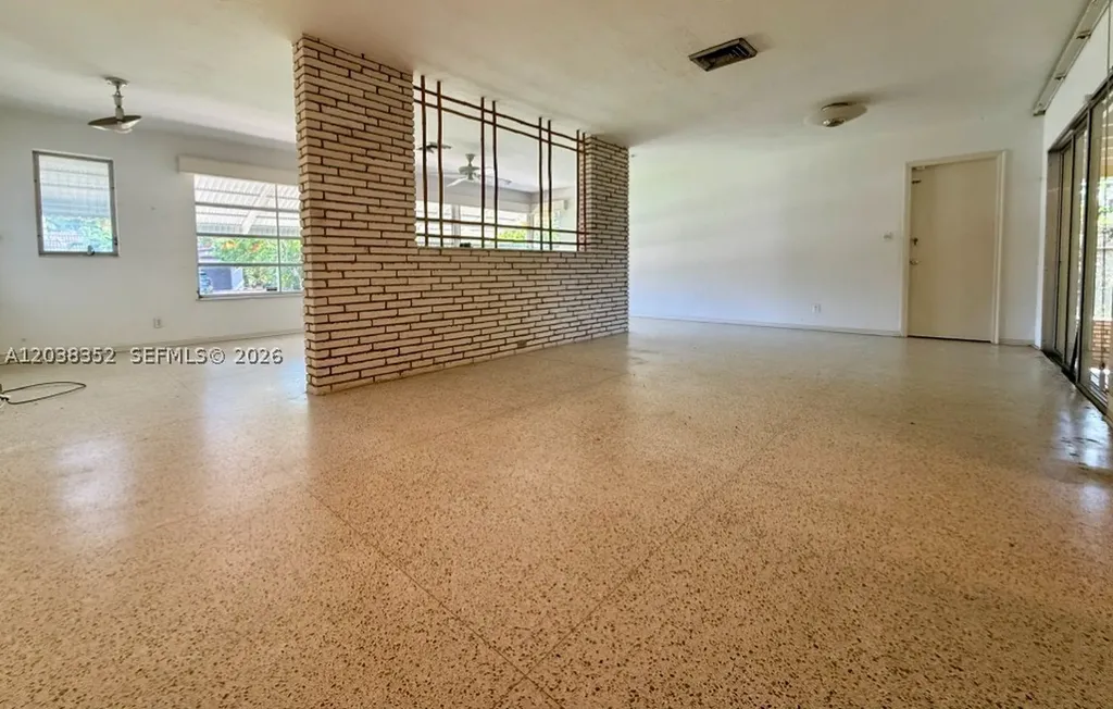 1235 Jefferson Street Hollywood FL 33019