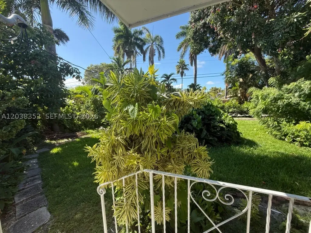 1235 Jefferson Street Hollywood FL 33019