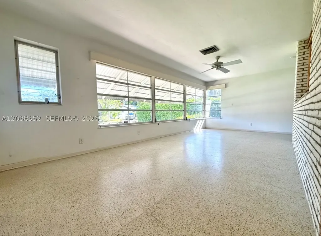 1235 Jefferson Street Hollywood FL 33019