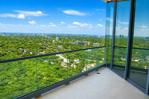 175 SE 25 Road Miami FL 33129