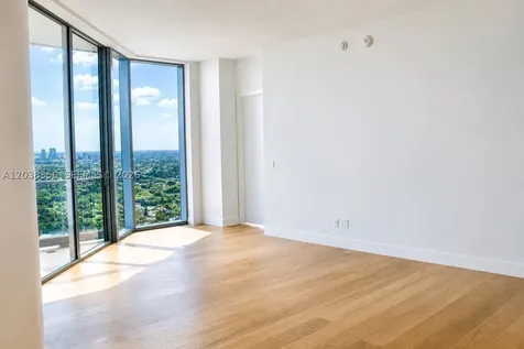 175 SE 25 Road Miami FL 33129