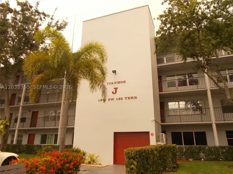 1301 SW 135th Terrace Pembroke Pines FL 33027