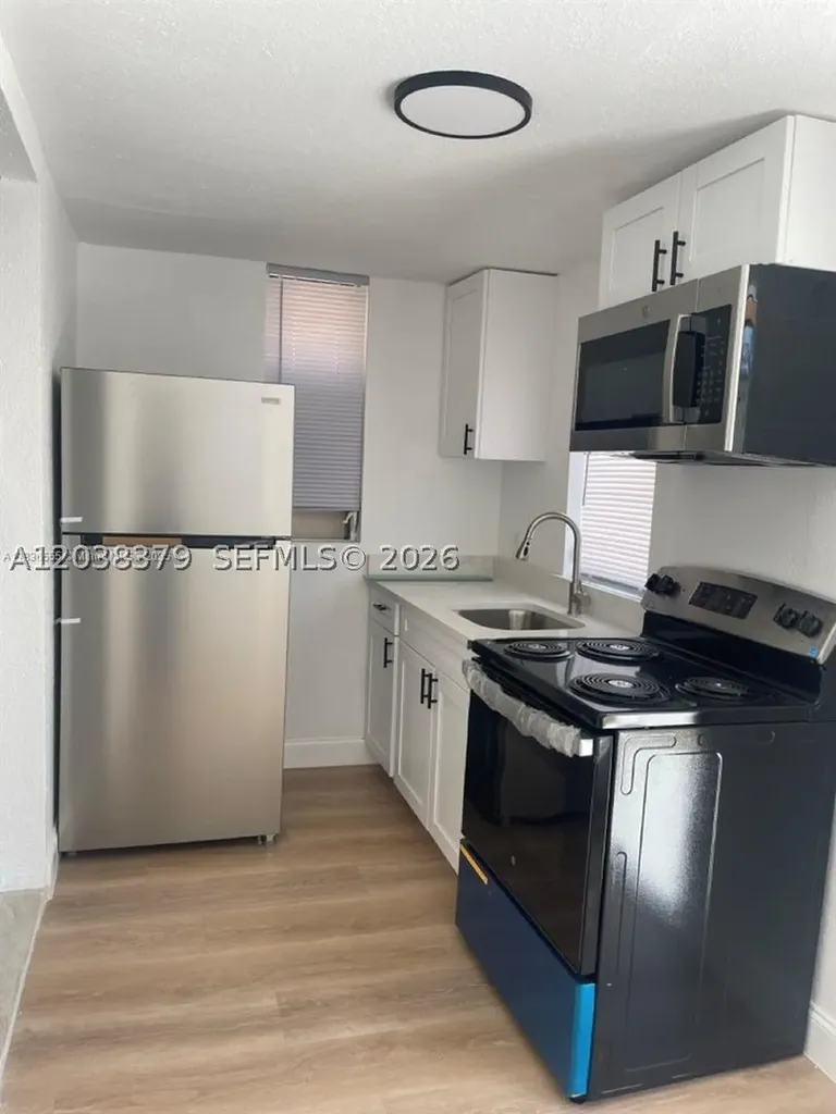 219 SW 21st Avenue Miami FL 33135
