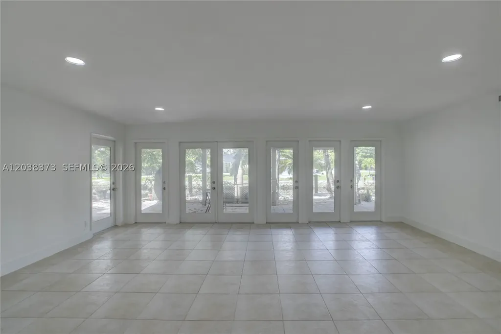 616 SW 11th Court Fort Lauderdale FL 33315
