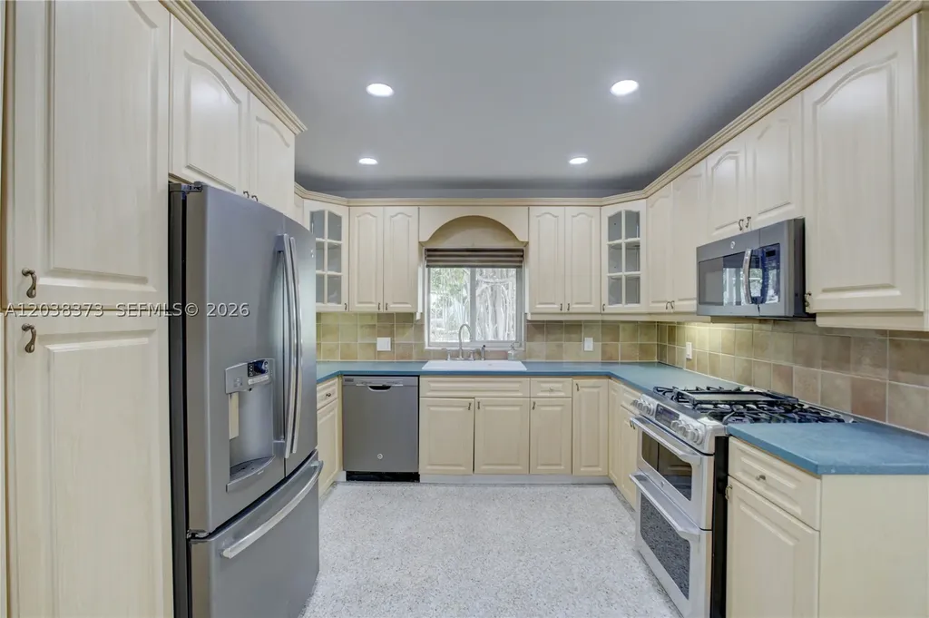 616 SW 11th Court Fort Lauderdale FL 33315