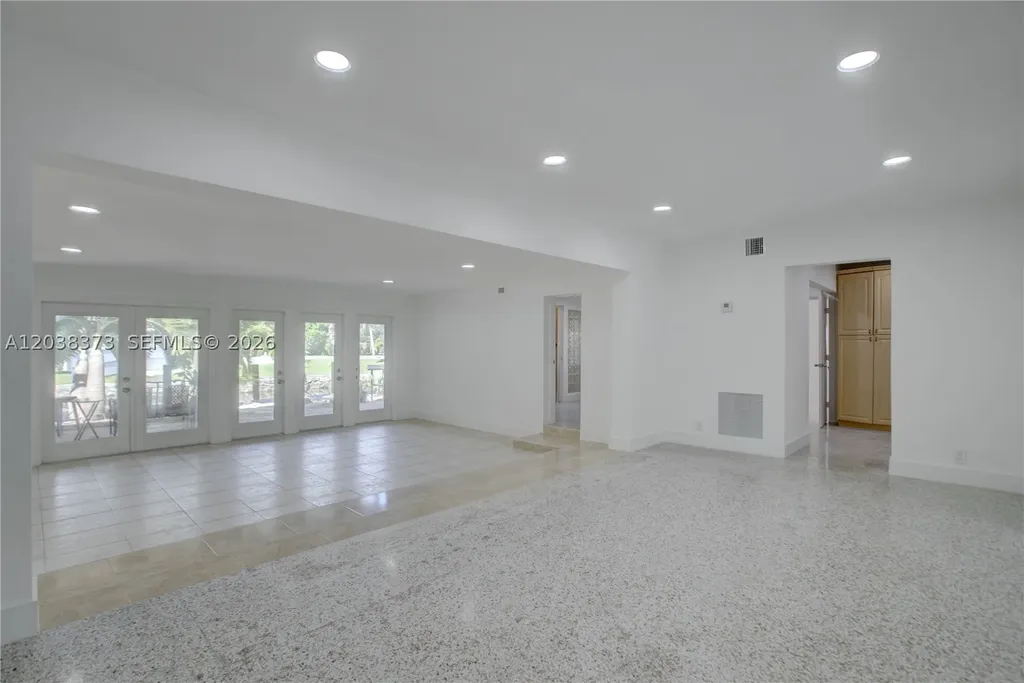 616 SW 11th Court Fort Lauderdale FL 33315