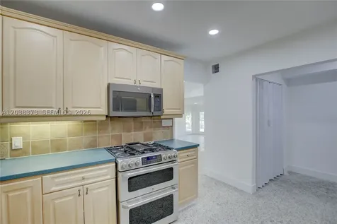 616 SW 11th Court Fort Lauderdale FL 33315
