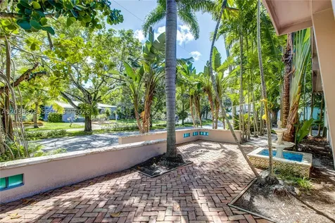 616 SW 11th Court Fort Lauderdale FL 33315