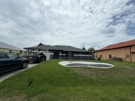 209 42nd Street Cape Coral FL 33914
