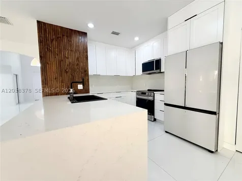 9425 NW 47th Terrace Doral FL 33178